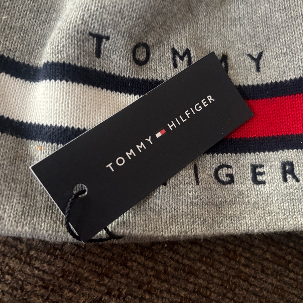 Tommy Hilfiger Gray Knit Beanie Hat with Red and Blue Accents - Picture 2 of 6